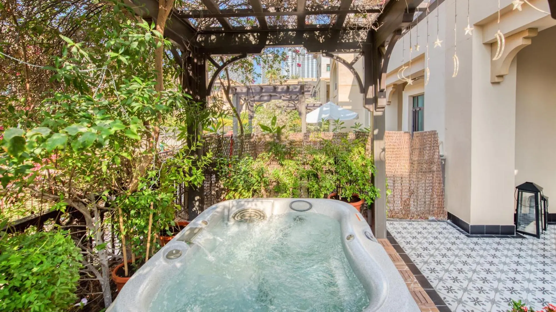 Tranquil Corner -Souq Al Bahar,Burj Khalifa View Apartment Dubai