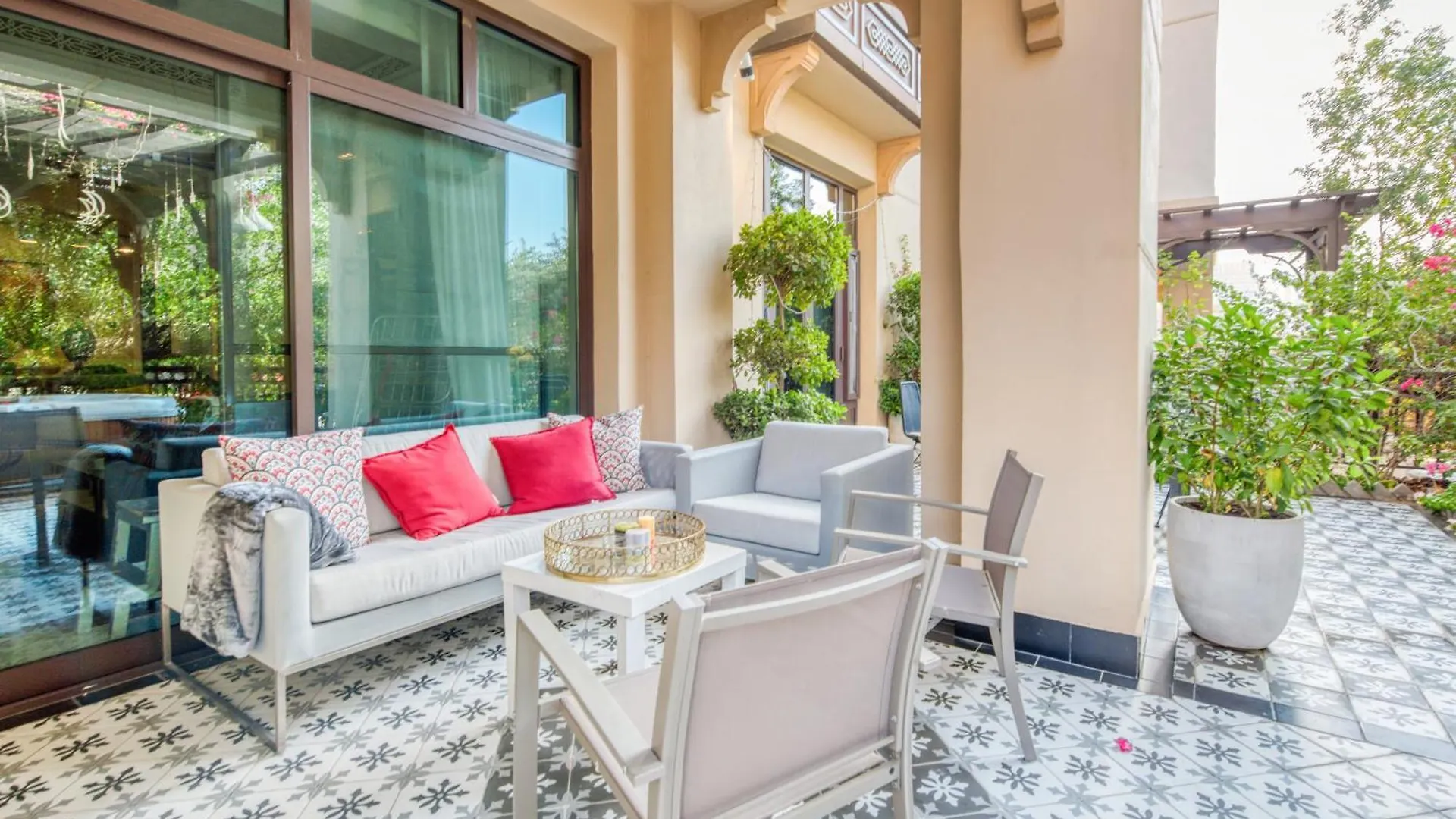 Tranquil Corner -Souq Al Bahar,Burj Khalifa View Apartment Dubai